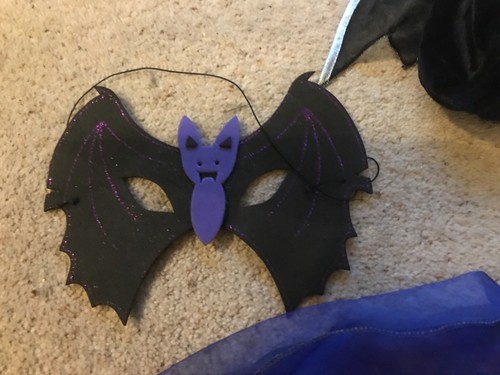 Halloween Costume Purple Black Batgirl 2 piece 4/11 yrs mask inc 4 available - Picture 4 of 6