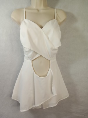Yoins size medium (6) white romper zip up lightweight flirty romantic layered