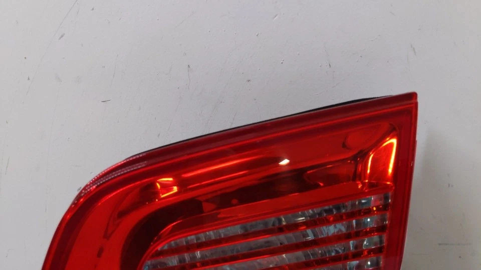 2007-2011 Volkswagen Eos Passenger Right Side Tail Light Taillight Oem GOMDT - Image 2 of 4