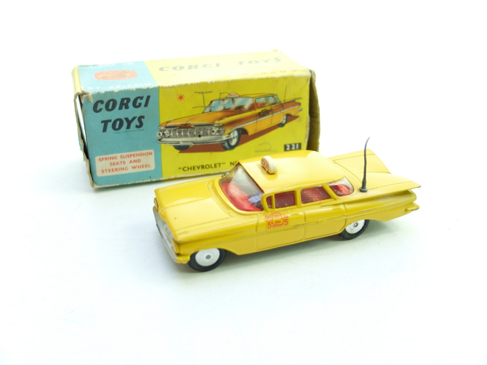 Corgi 221, Chevrolet Yellow Cab - Free Price Guide & Review
