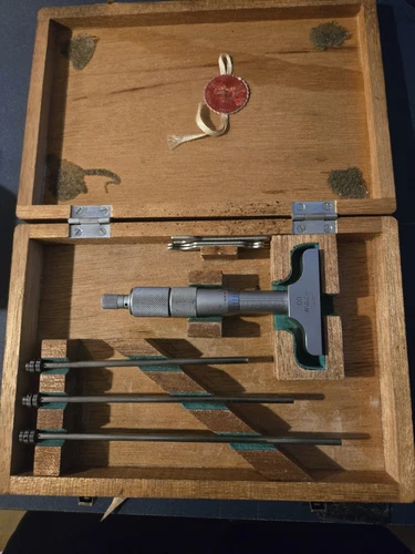 Vintage Mitutoyo Depth Gauge Set In Wooden Box