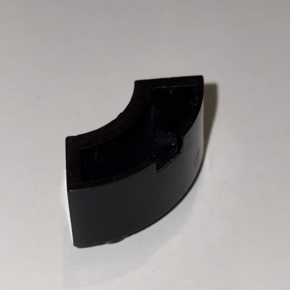 1x LEGO® 4164471 - 3063 - Stein 2 x 2 Runde Ecke Schwarz - Bild 2 von 2