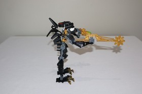 LEGO BIONICLE PIRAKA # 8900 REIDAK COMPLETE BUILD w/  1 ZAMOR SPHERE 2006