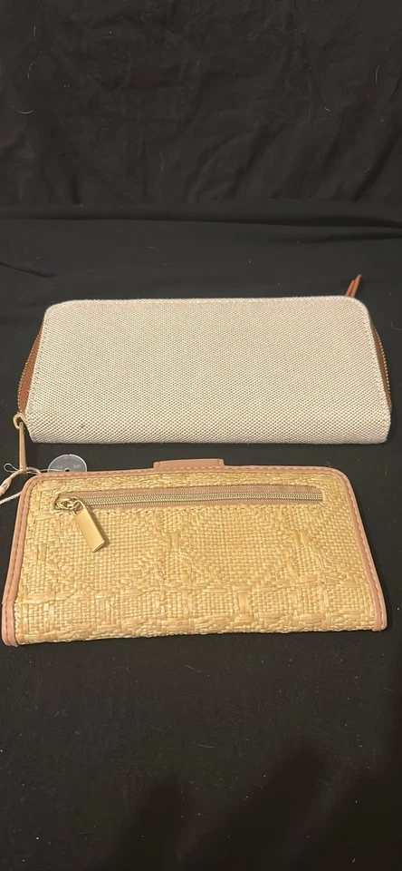 NEW Tommy Hilfiger Tri-fold Continental Checkbook & Wallet-Khaki/Brown - Image 2 of 4