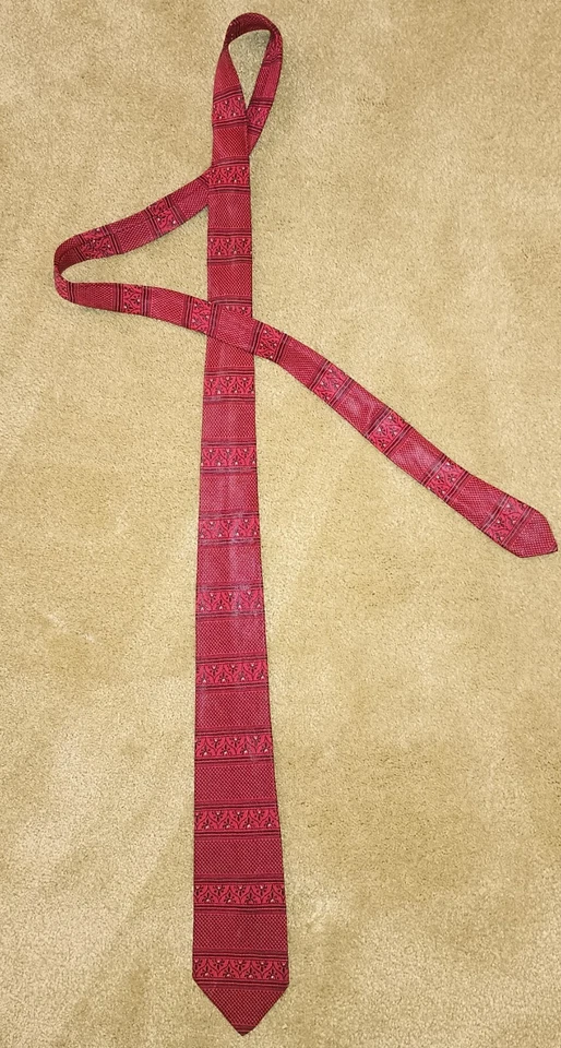 Vintage 1950s Jayne Mansfield Peekaboo Tie.Beautiful Red Pencil Style Tie.Rare! - Image 4 of 4