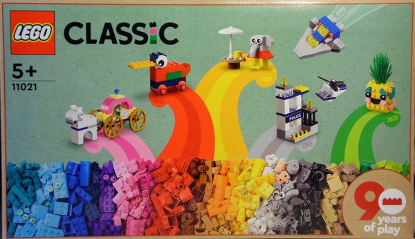 Lego Classic 11021 90 Jahre Spielspaß Mit 1100 Teilen, 15 Bauideen NEU-image