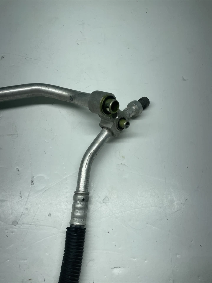 2008 Chevrolet HHR A/C Hose Assembly-Manifold Hose Assembly 15-33839 - Image 4 of 4