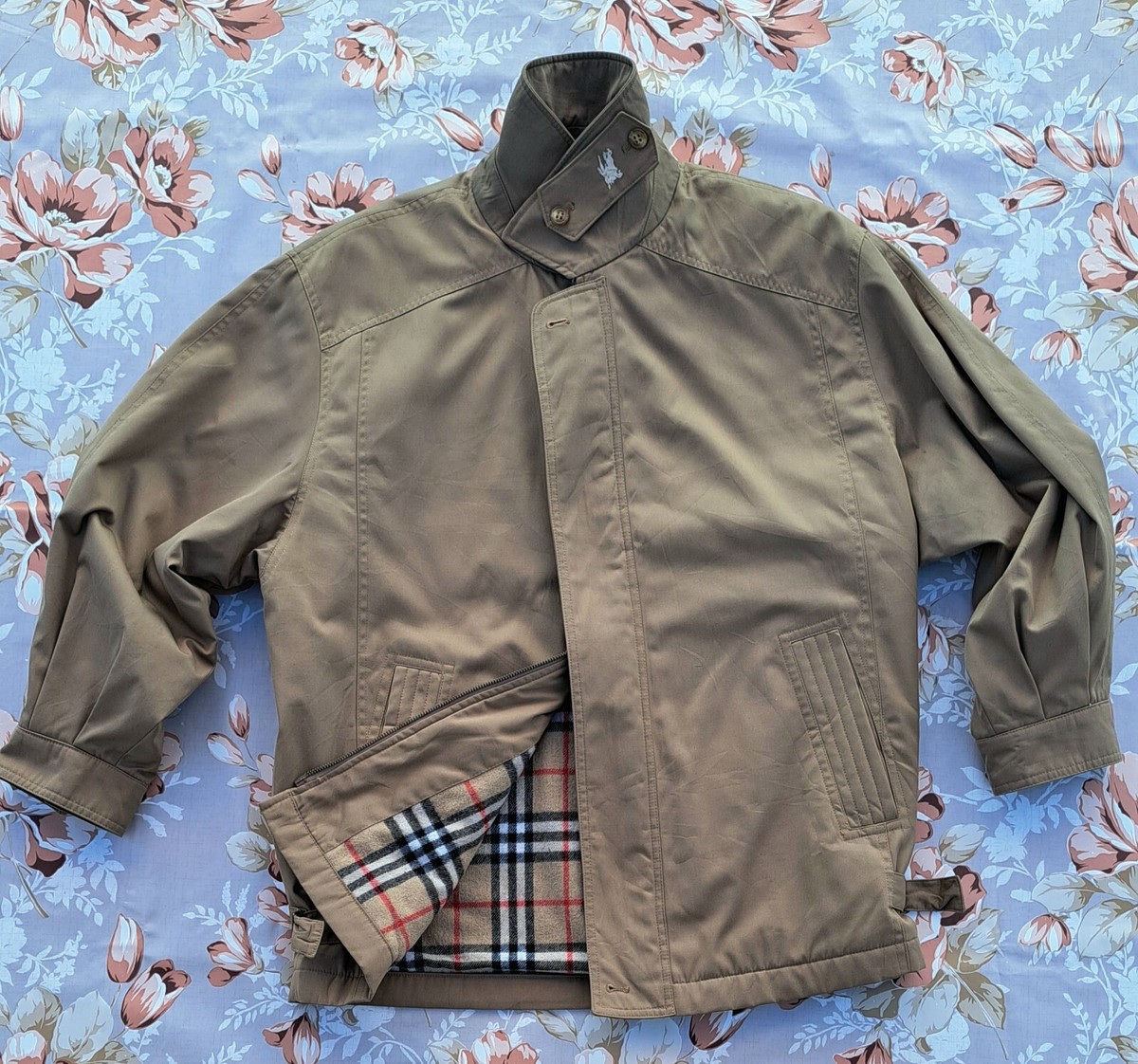 Vintage burberry blouson jacket bomber jacket Brown size M Vintage burberry blouson jacket bomber jacket Brown size M