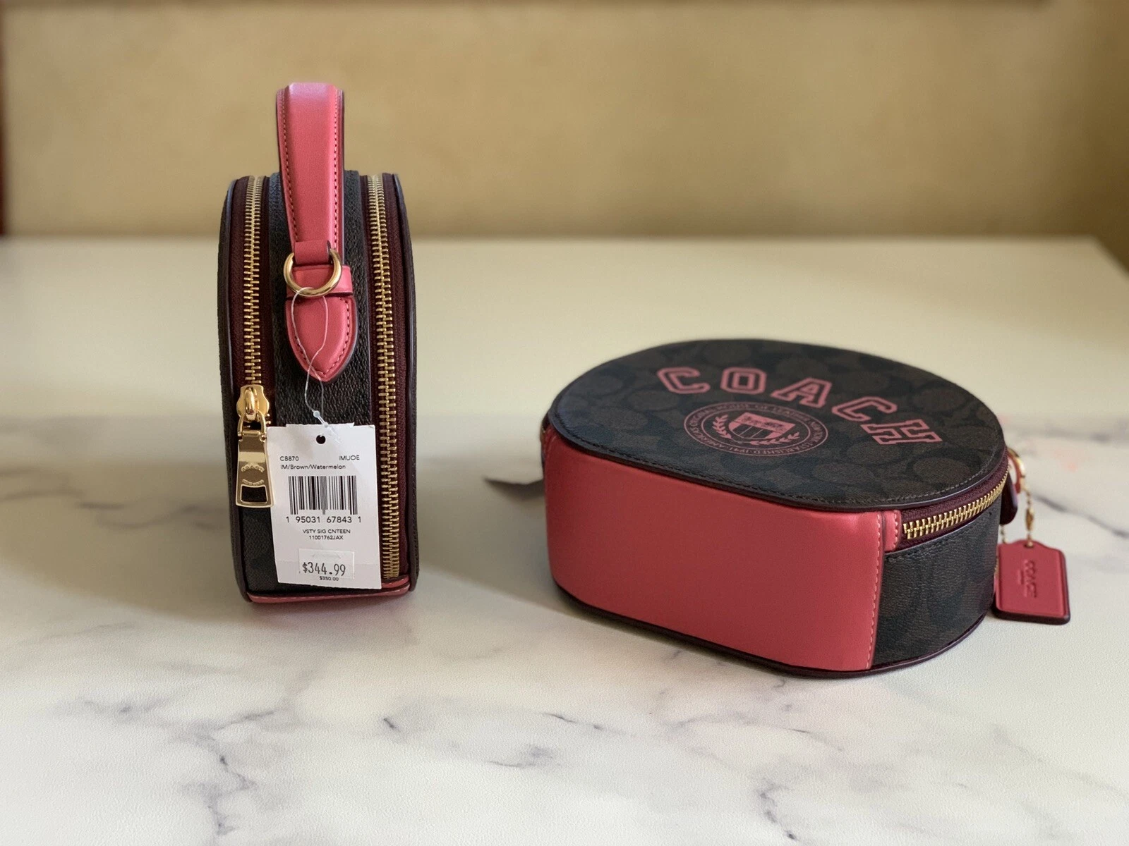 Borsa a tracolla Sig Tela nuova con etichette MENSA COACH con MOTIVO VASITY IN TELA IN ANGURIA MARRONE