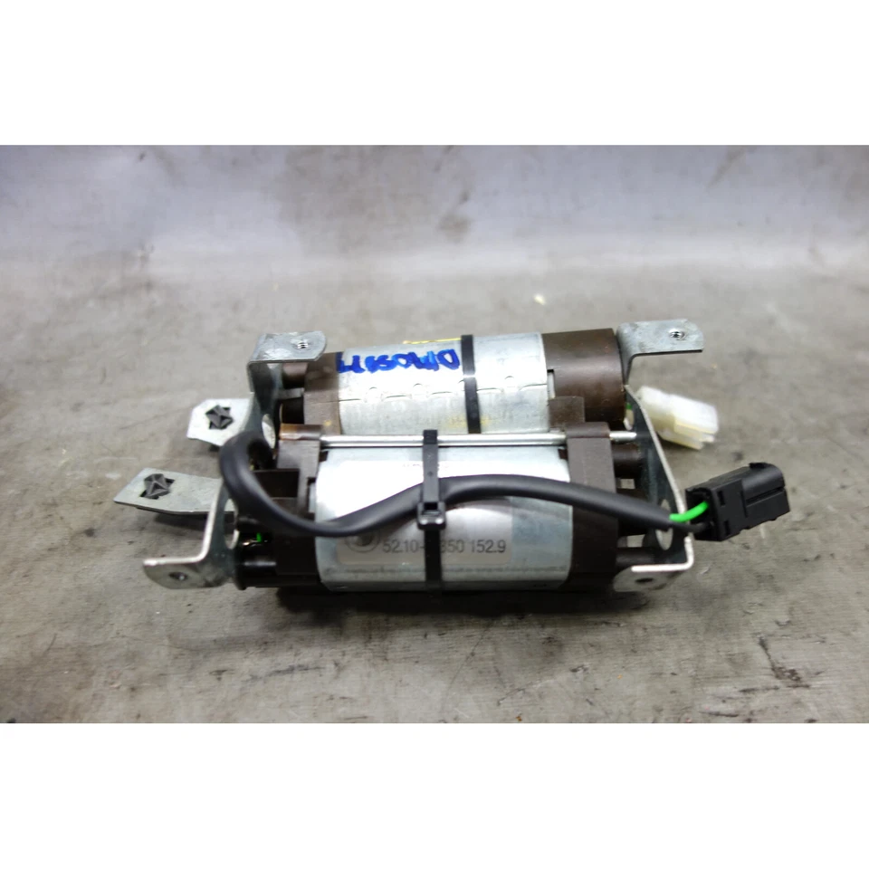 BMW E38 7-Series E39 Right Front Seat Height Tilt Adjustment Motor Pair OEM - Изображение 2 из 4