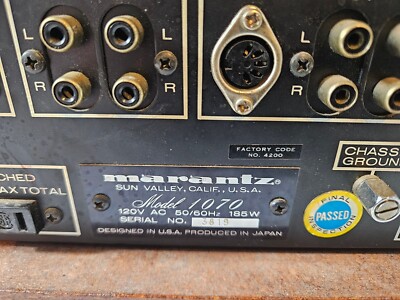 Marantz 1070 Stereo Console Amp w/ Factory Wood case. (WC-10) | eBay