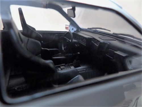 FORD SiERRA RS COSWORTH 1987 BiANCO WHiTE IXO-MODELS 1/18 (NO MiNiCHAMPS AUTOART - Foto 2 di 4
