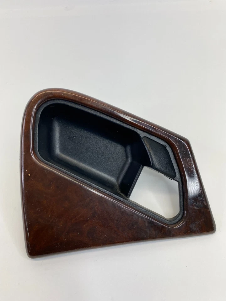 2000-2003 Mercedes-Benz ML320 Rear Right Interior Door Handle Bezel A1637660264 - Изображение 2 из 4