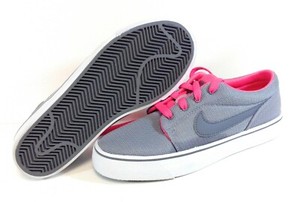 nike toki textile low
