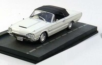 Diorama Ford Thunderbird 1963 Weiß James Bond 007 Universal Hobbies 1/43