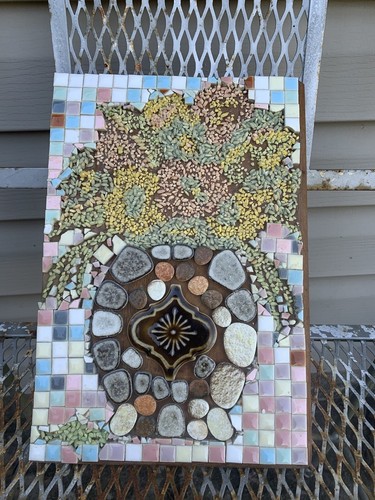 Vintage Mosaik Fliese Kunst Mischtechnik Kiesel Wandrelief Blumenvase Handarbeit Holz - Bild 1 von 12