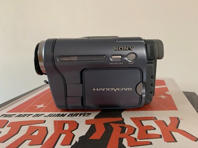 SONY CCD-TRV228E ANALOGUE CAMCORDER (Hi8 8mm Video 8 Playback SP