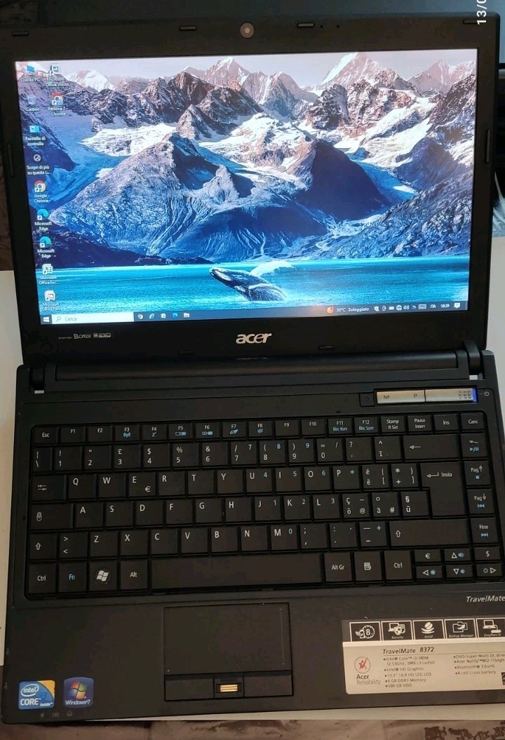 Acer TravelMate 8472 13,3" i3 M380 2,53GHz 512GB HDD Win10 Pro Nero