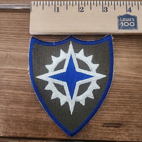Parche original de la Segunda Guerra Mundial Ejército de los Estados Unidos 16º XVI Cuerpo Borde cortado Snow Back Segunda Guerra Mundial H0 - Imagen 3 de 3