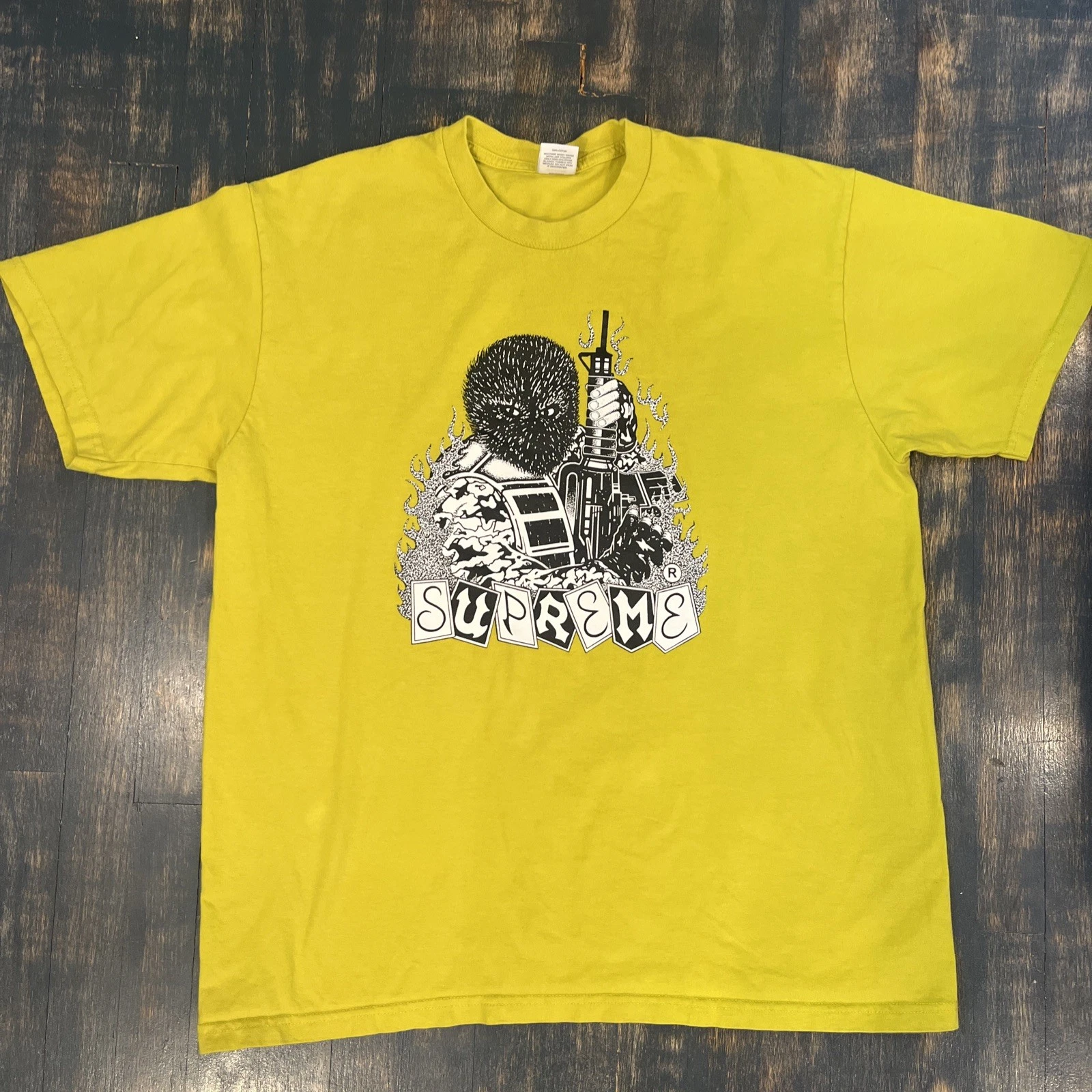 EUC ! SUPREME Authentique T shirt Mercenaire Taille XL Jaune FW19