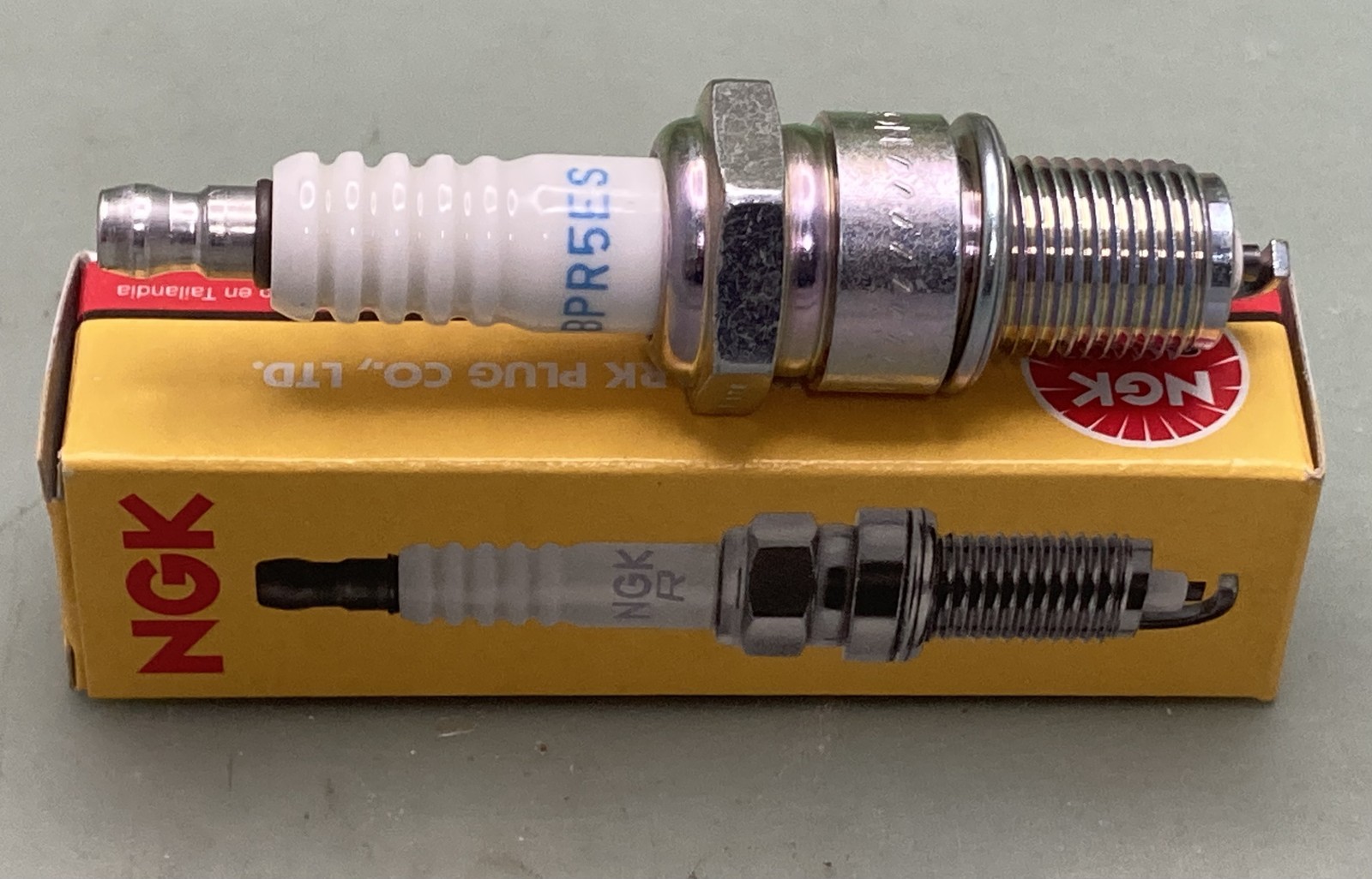 Qty 3 NGK 7734 Spark Plug BPR5ES New Genuine