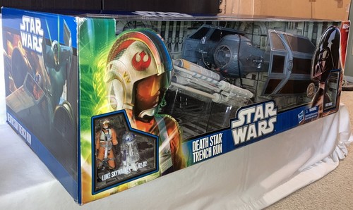Star Wars Death Star Trench Run: Darth Vader TIE Advenced & X-Wing Fighter 2011 - Picture 9 of 11
