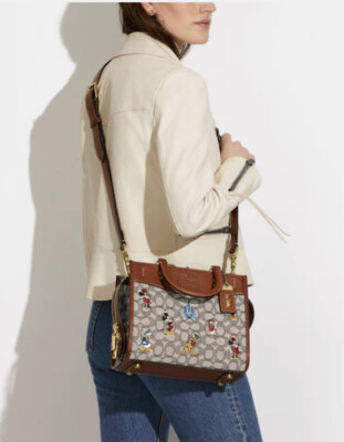 ❤️Coach Disney X Coach Rogue 25 In Signature Textile