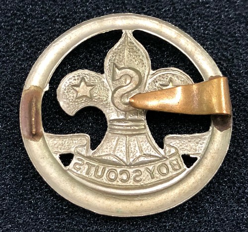 INSIGNIA DE SOMBRERO DE METAL REINO UNIDO (REINO Unido) / exploradores británicos de 1950 - scout senior (ss) - Imagen 2 de 2