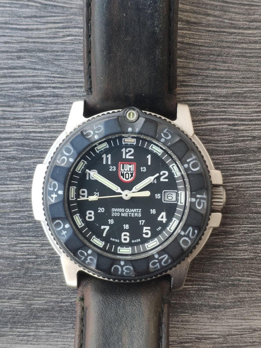 Men's military Navy Seals Luminox quartz watch diver 200 m Men's military Navy Seals Luminox quartz watch diver 200 m