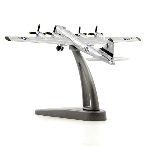 1:300 Scale Alloy Diecast Military Model USAF B-29 Superfortress Bomber Aircraft - Picture 6 of 15