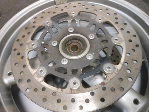 Triumph 17x3.5" Front Wheel Rim & Discs 02-05 Daytona 600 650 T2000255 T2021020 - Picture 10 of 12