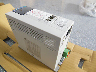 Mitsubishi AC Servo Drive MR-J2S-40A New In Box MRJ2S40A Mitsubishi AC Servo Drive MR-J2S-40A New In Box MRJ2S40A