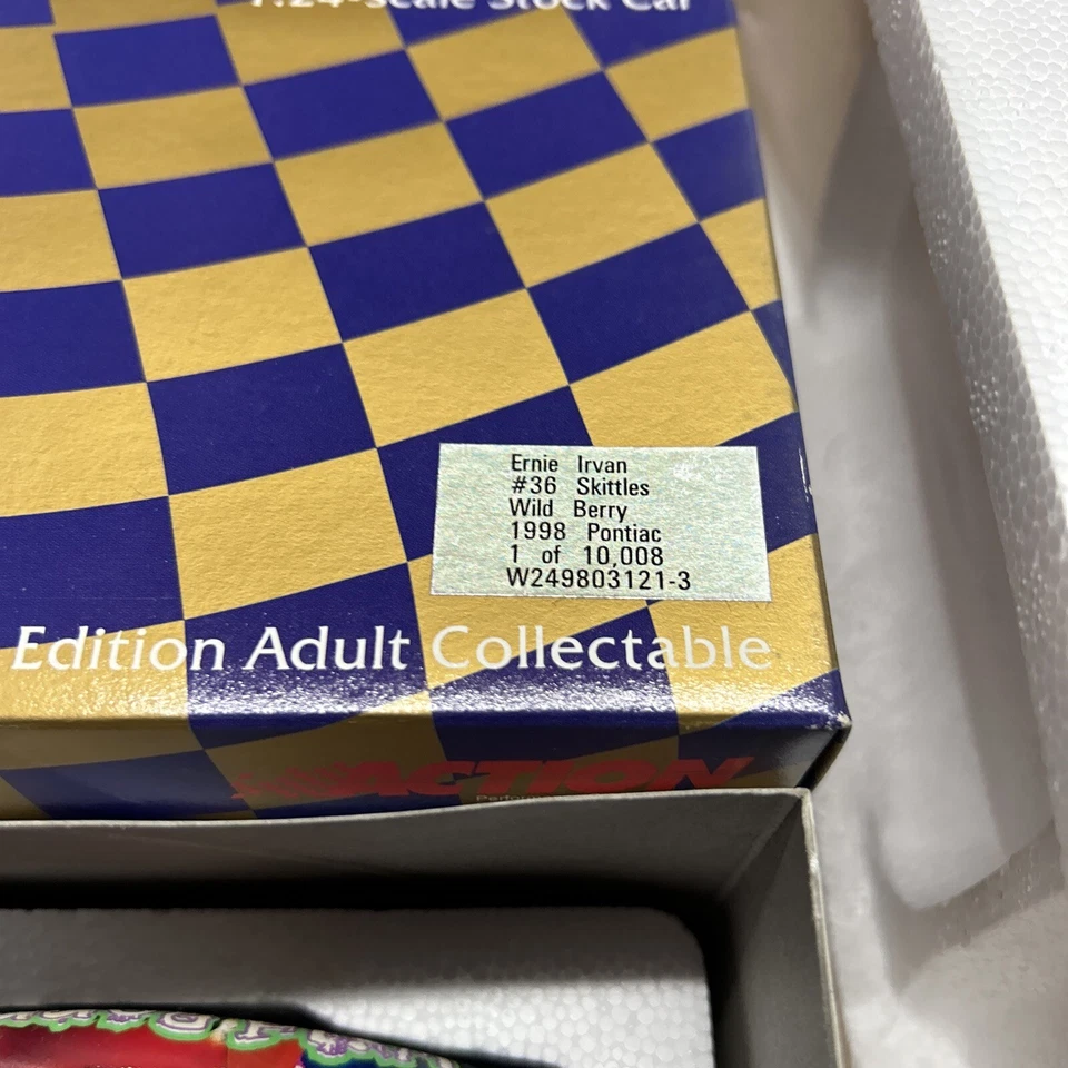 Pontiac 1998 Ernie Irvan #36 Skittles Wild Berry acción 1:24 Foto 3 de 4