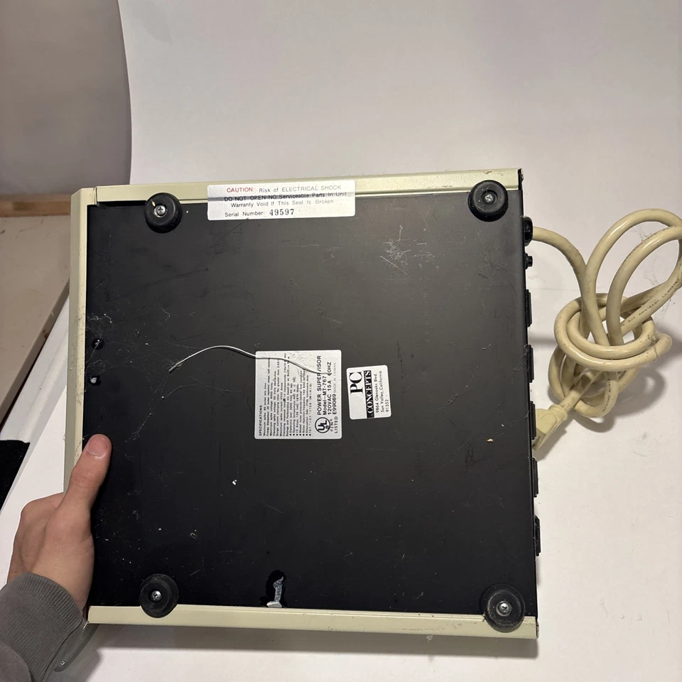 Memorex Power Center Transient Voltage Surge Suppressor PC-006 - Image 2 of 4