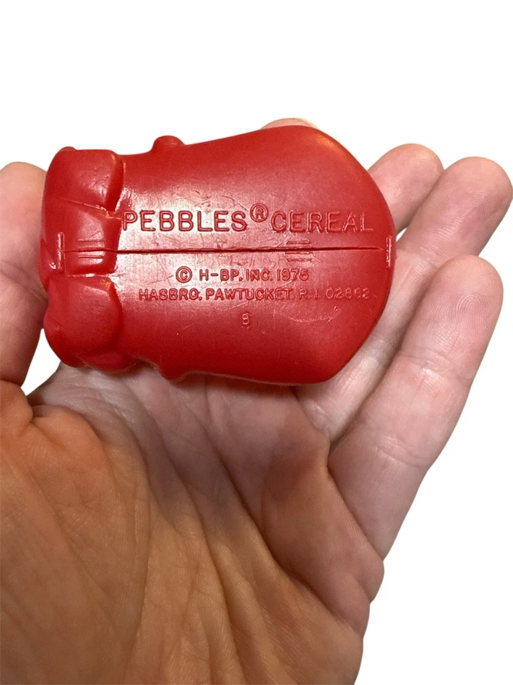 Monederos vintage Fred & Barney Flinstones guijarros cereal Hasbro 1975 Foto 2 de 3