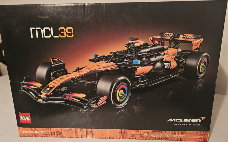 LEGO Technic McLaren Formula 1 Car 42228, 1675 Pieces, Cars, 18+, Box, Plastic