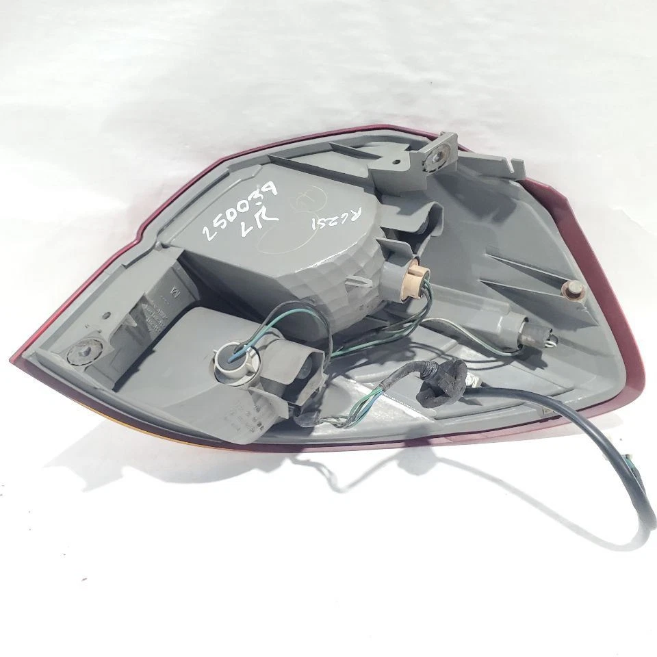 2006 2007 Subaru Outback Legacy EZ30D OEM Left Taillight Quarter Mounted - Image 2 of 4