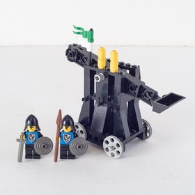 Lego 6030 Catapult with Armigeri / Catapult Black Falcons Castle (1984)