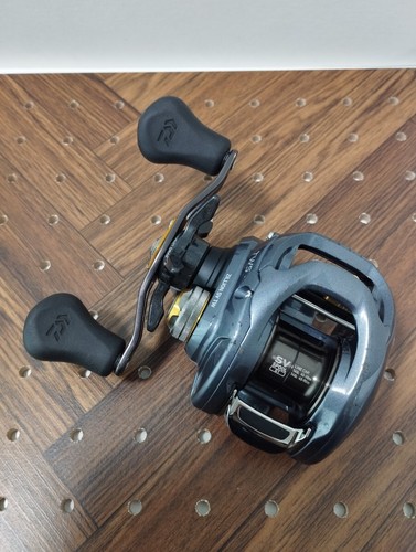 Daiwa Zillion SV Tw 1016SV-HL Left Reel Compact Smooth Gear Feel Used