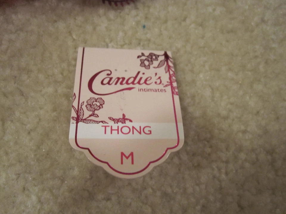 Calcinha tanga feminina de renda Candies tamanho 6 M nova com etiquetas rosa - Imagem 3 de 4