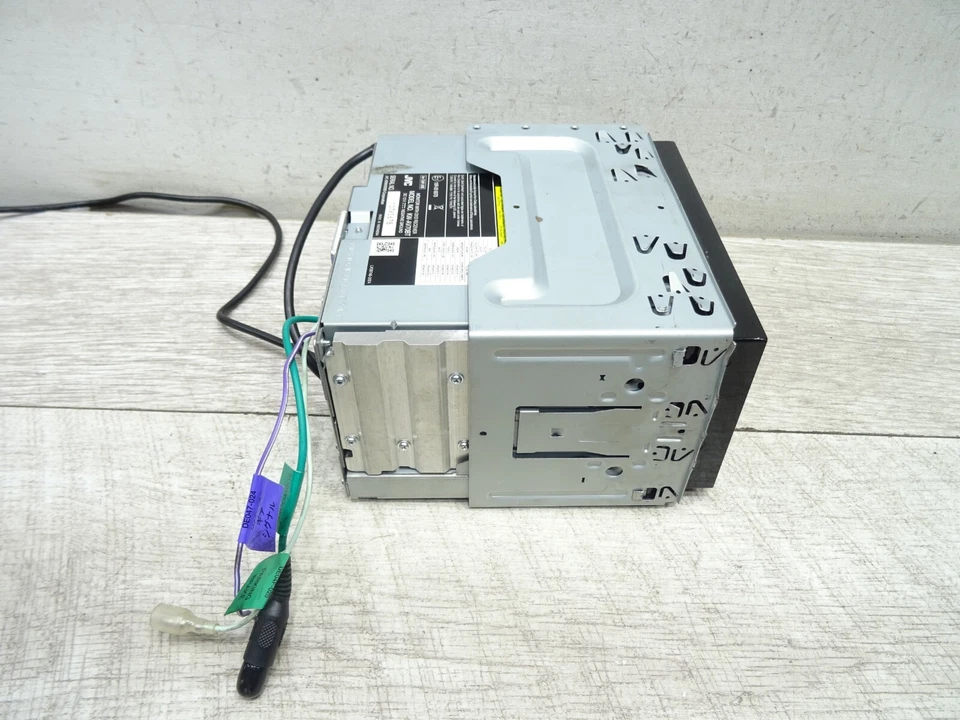 JVC 2 DIN RADIO USB AUX BLUETOOTH PLAYER HEAD UNIT KW-AV70BT - Image 3 of 4