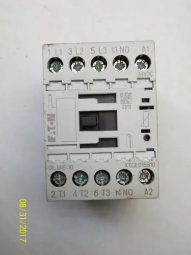 EATON CONTACTOR 24 VDC , DIL M15-10 , XTCE015B10 