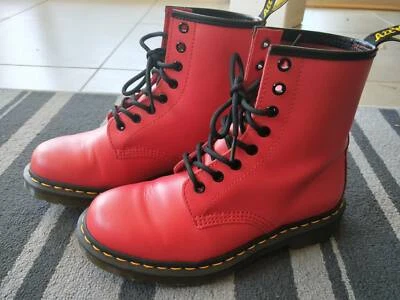 gumtree doc martens