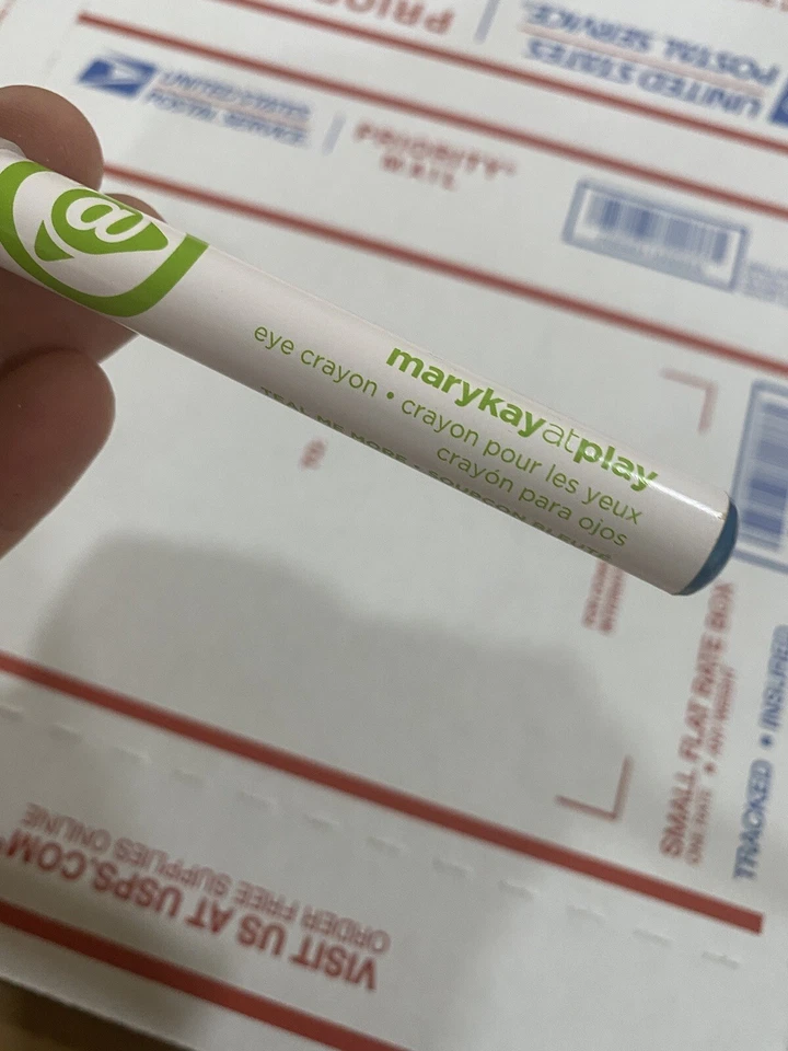 Mary Kay At Play Lip Crayon TEAL ME MORE - Image 3 of 4