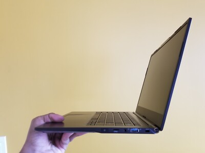 System76 Lemur Pro. Intel i7, 4 cores, 1 TB, 24 GB RAM, 14.1 in