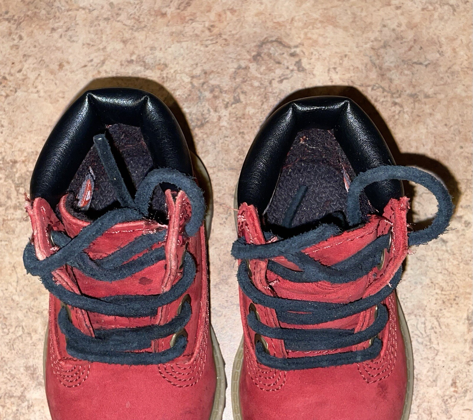 Picture 4 of 24