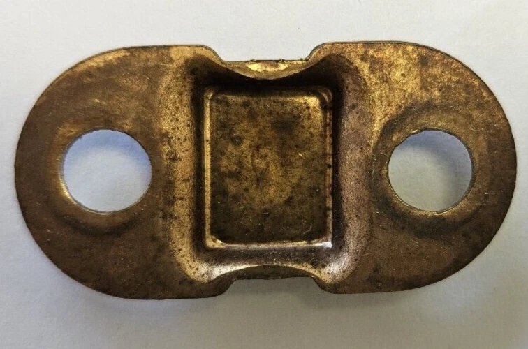 Soporte espaciador placa cuña puerta WC WDX 1936-1947 Dodge Truck 705320 nuevo en stock Foto 3 de 4