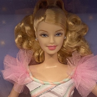 Mattel 2001 Classic Ballet Series Nutcracker ''Peppermint Candy Cane'' Barbie NRFB