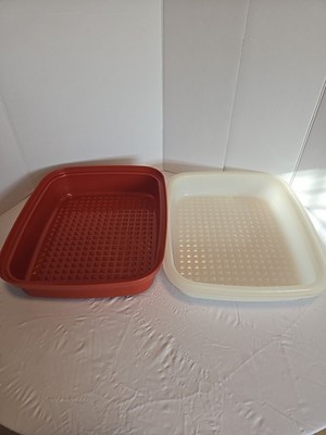 Tupperware #1294-3 Marinade Meat Tenderizer Keeper Container Paprika Red Vintage