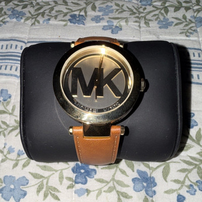 Michael Kors Gold Case Logo Dial Quartz Brown Leather Strap Women s Watch 5 ATM